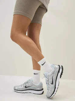 Argenté métallisé - Baskets Nike P6000