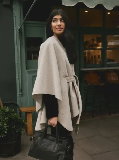 Avoine - Poncho cape enveloppant sur le devant