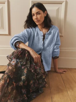 Bleu - Laura Ashley Cardigan boutonné pointelle et festoncles avec une touche de laine