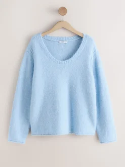 Bleu clair - Pull à col dégagé en laine