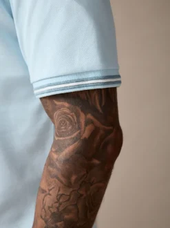 Bleu clair ottoman - Polo coupe classique à manches courtes et liserés