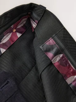 Bleu marine - Ajustement régulier - Pantalons Signature en 100 % laine avec ceinture Motion Flex