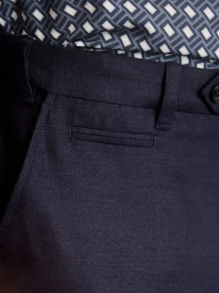 Bleu marine - Ajustement régulier - Pantalons Signature en 100 % laine avec ceinture Motion Flex