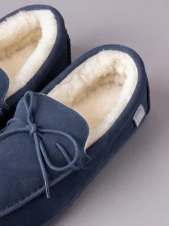 Bleu marine - Chaussons style mocassins en peau de mouton Lakeland Leather homme