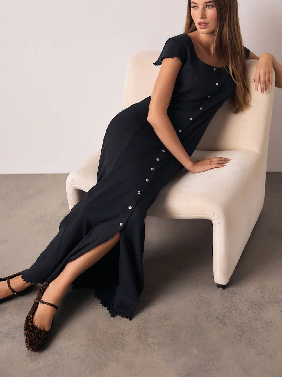 Bleu marine - Robe longue boutonnée en jersey à manches courtes