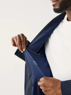 Bleu marine - Veste de costume extensible à rayures ajustée aux muscles Motionflex
