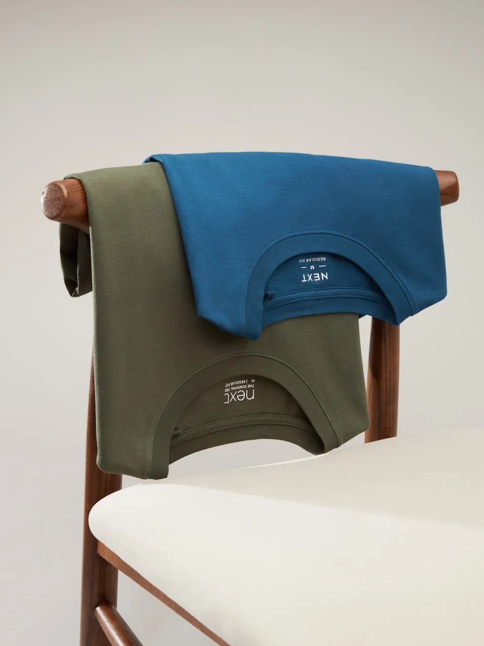 Bleu marine/ Bleu sarcelle/ Blanc/ Noir/ Vert/ bordeaux - Ajustement régulier - Lot de t-shirts essentiels en coton 6