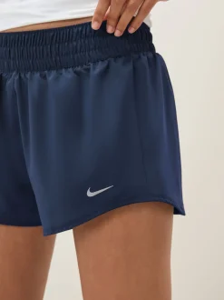 Bleu marine nocturne - Nike Un short Dri-FIT Mid Rise 3 pouces doublé