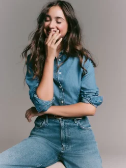 Bleu moyen - Chemise en denim ajustée à manches longues à taille cintrée