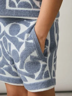 BLeu tendre/blanc - Short Reiss Vounder en tissu éponge à motif abstrait