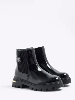 Bottines Chelsea River Island vernies à bride cœur