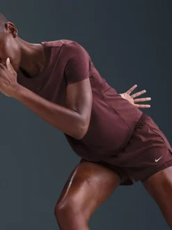 Bourgogne Crush - Nike Dri-FIT One Mid Rise 3 Inch 2-en-1 Shorts