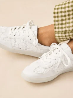 Broderie neutre - Formateurs lacets