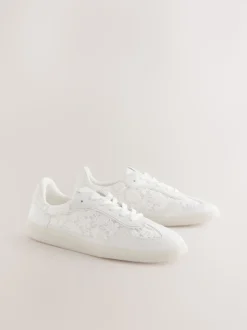 Broderie neutre - Formateurs lacets