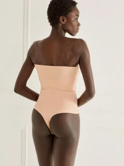 Caramel Nude - Dentelle de contrôle du ventre ferme Portez votre propre de soutien-gorge slip