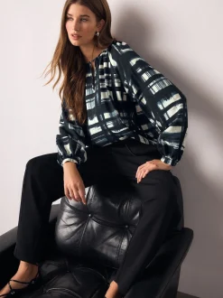 Carreaux bleu marine/écru - Chemisier décontracté à manches longues avec trou de serrure