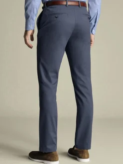 Charles Tyrwhitt Coupe ajustée Chic et décontracté Pantalon chino