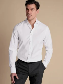 Charles Tyrwhitt Coupe ajustée  100% Cotton Cutaway Col Non Iron Poplin Chemises