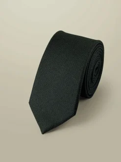 Charles Tyrwhitt Cravate fine et résistante aux taches en soie