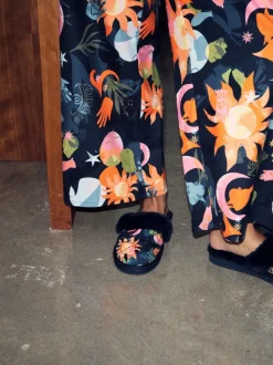 Chaussons mules doublés de fausse fourrure matelassés Never Fully Dressed