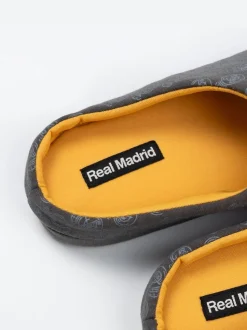 Chaussons Vanilla Underground Real Madrid à logo