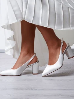 Chaussures de mariage Rainbow Club Faith ivoire coupe large en satin