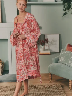 Chemise de nuit Laura Ashley en coton festonné