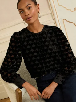 Coeur noir - Chemisier Love & Roses en tissu dévoré à manches longues et col rond