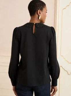 Col en dentelle noire - Love & Roses Chemisiers