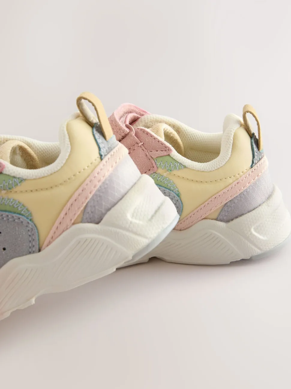 Coloris pastel - Baskets à lacets élastiques à fermeture tactile