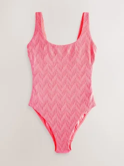 Corail rose fluo texturé - Maillot de bain gainant à encolure dégagée