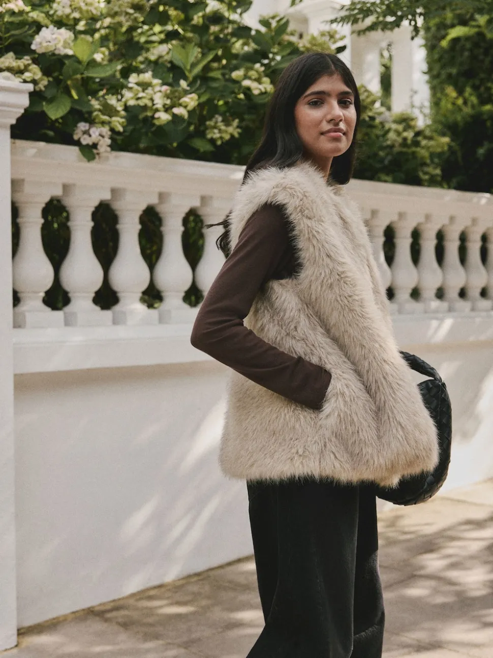 Crème - Veste sans manches en fausse fourrure