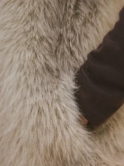 Crème - Veste sans manches en fausse fourrure