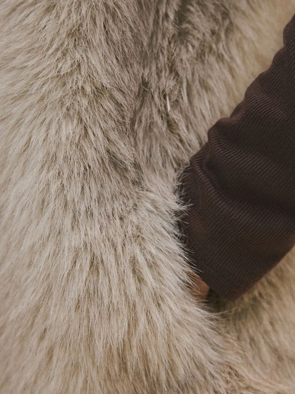 Crème - Veste sans manches en fausse fourrure