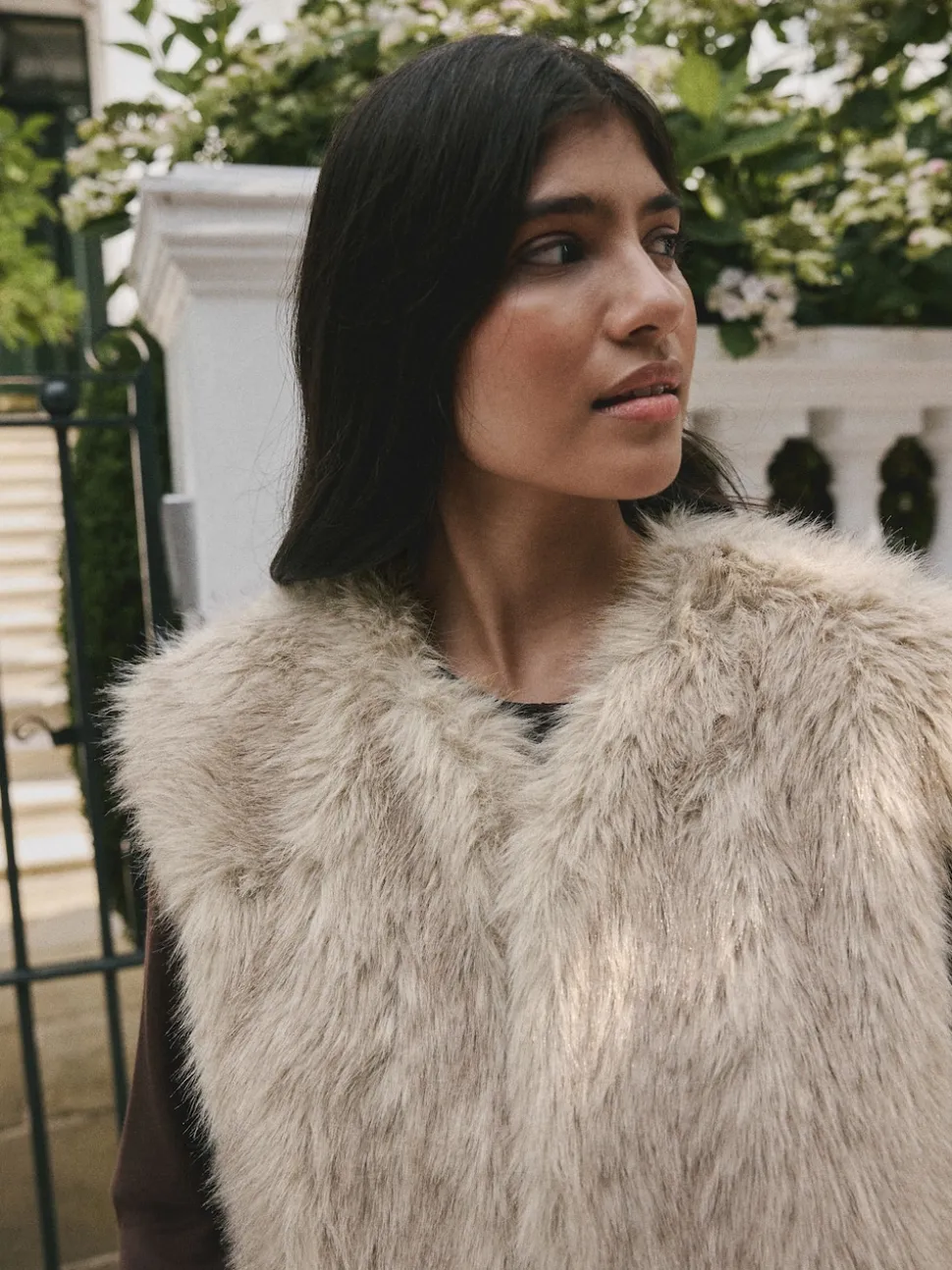 Crème - Veste sans manches en fausse fourrure