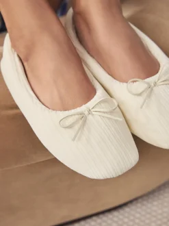 écru - Chaussons ballerines en velours