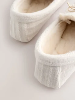 écru - Chaussons mocassins en maille Torsade