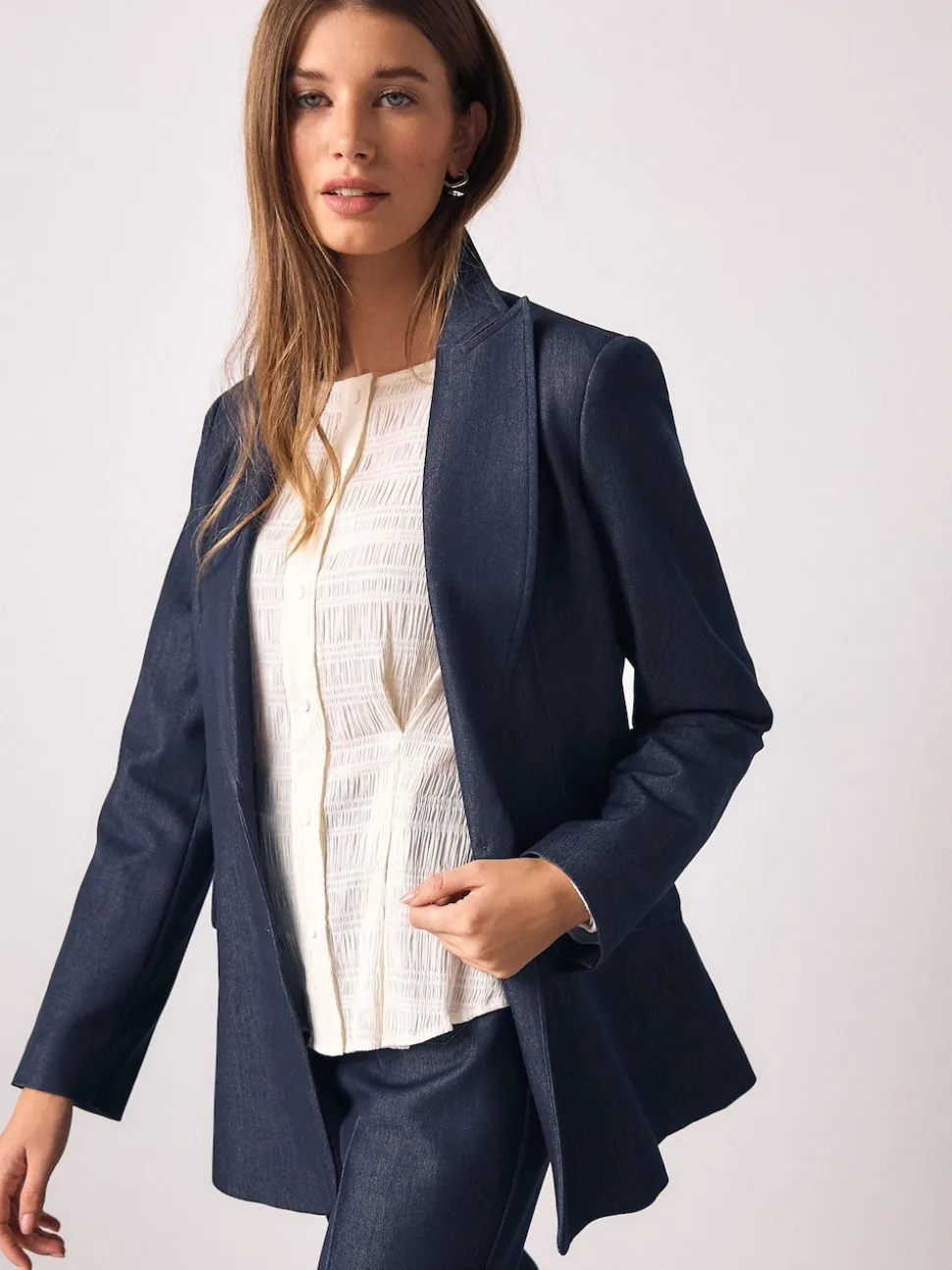 écru - Chemisier texturé à col bateau et manches longues