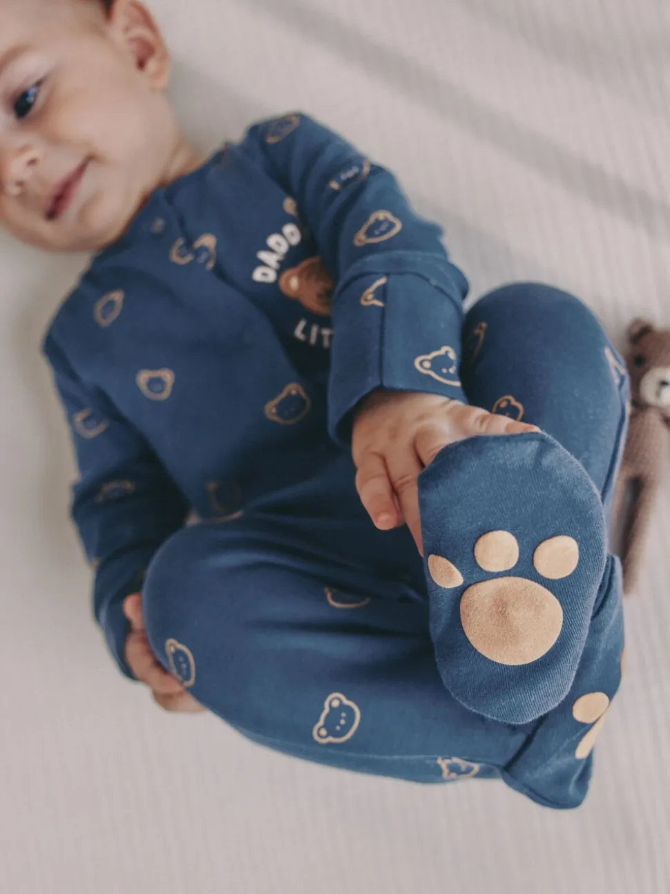 Daddys bleu marine Little Cub - Bébé Family Combinaison de nuit (0-2yrs)