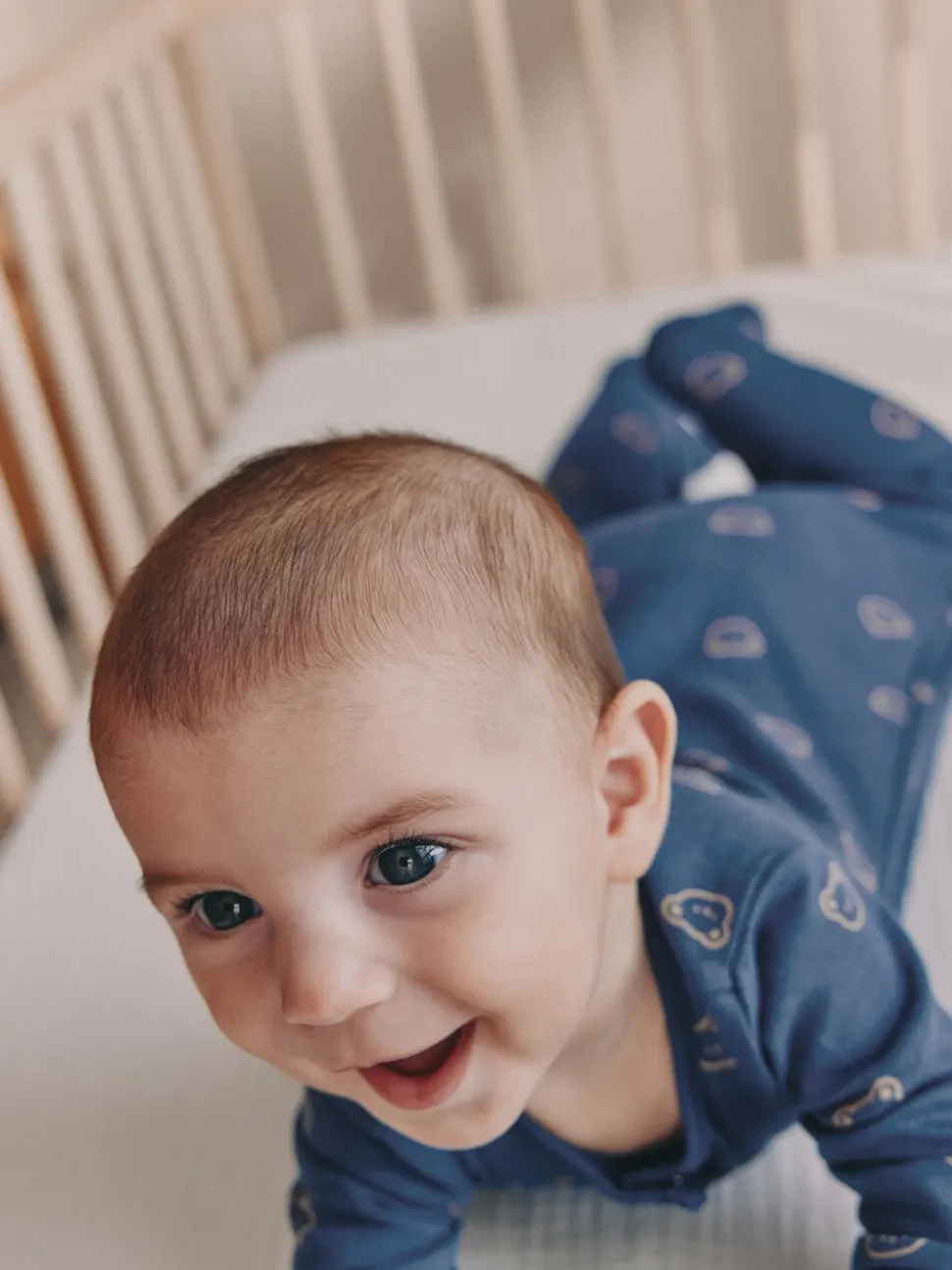 Daddys bleu marine Little Cub - Bébé Family Combinaison de nuit (0-2yrs)