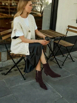 Daim marron chocolat - Bottines à talons Forever Comfort® avec bout ciselé