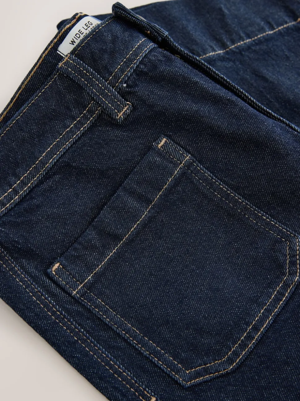 Délavage bleu - Raccourci pochette plaquée Jeans