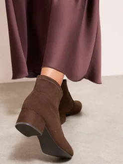 Friends Like These Bottes à talon bas et talon carré à chaussettes