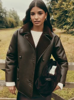 Friends Like These Veste oversize doublée de borg à boutons sur le devant