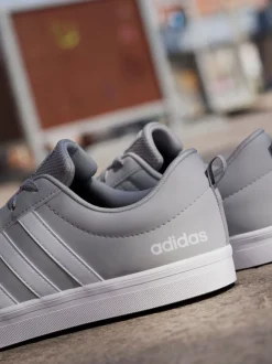 Gris - adidas VS Pace Trainers