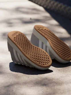 Gris - Baskets adidas Grand Court 00s en daim et dentelle pour enfant