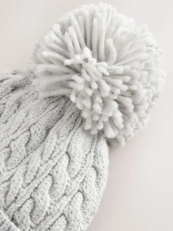 Gris - Bonnet à pompon en maille torsadée