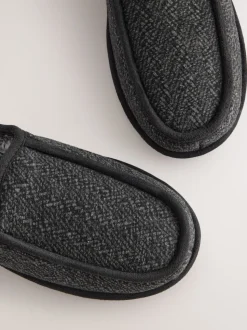 Gris - Chaussons fermés coupe large