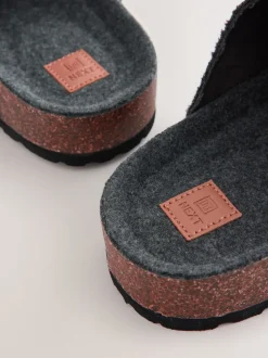 Gris - Chaussons mules à boucle