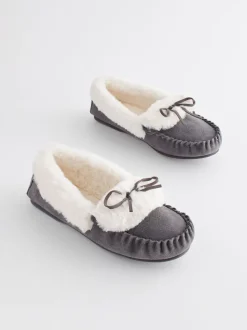 Gris - Chaussons style mocassins en daim